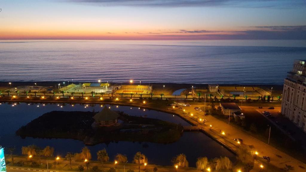 Gorgiladze Black Sea Apartment Batumi Esterno foto
